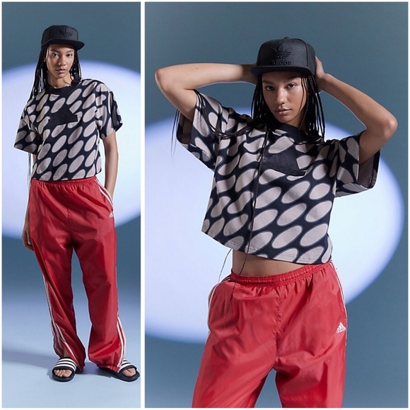 NWT Urban Outfitters Adidas X Merimekko Future Icons 3-Stripes Tee XS - Picture 1 of 12